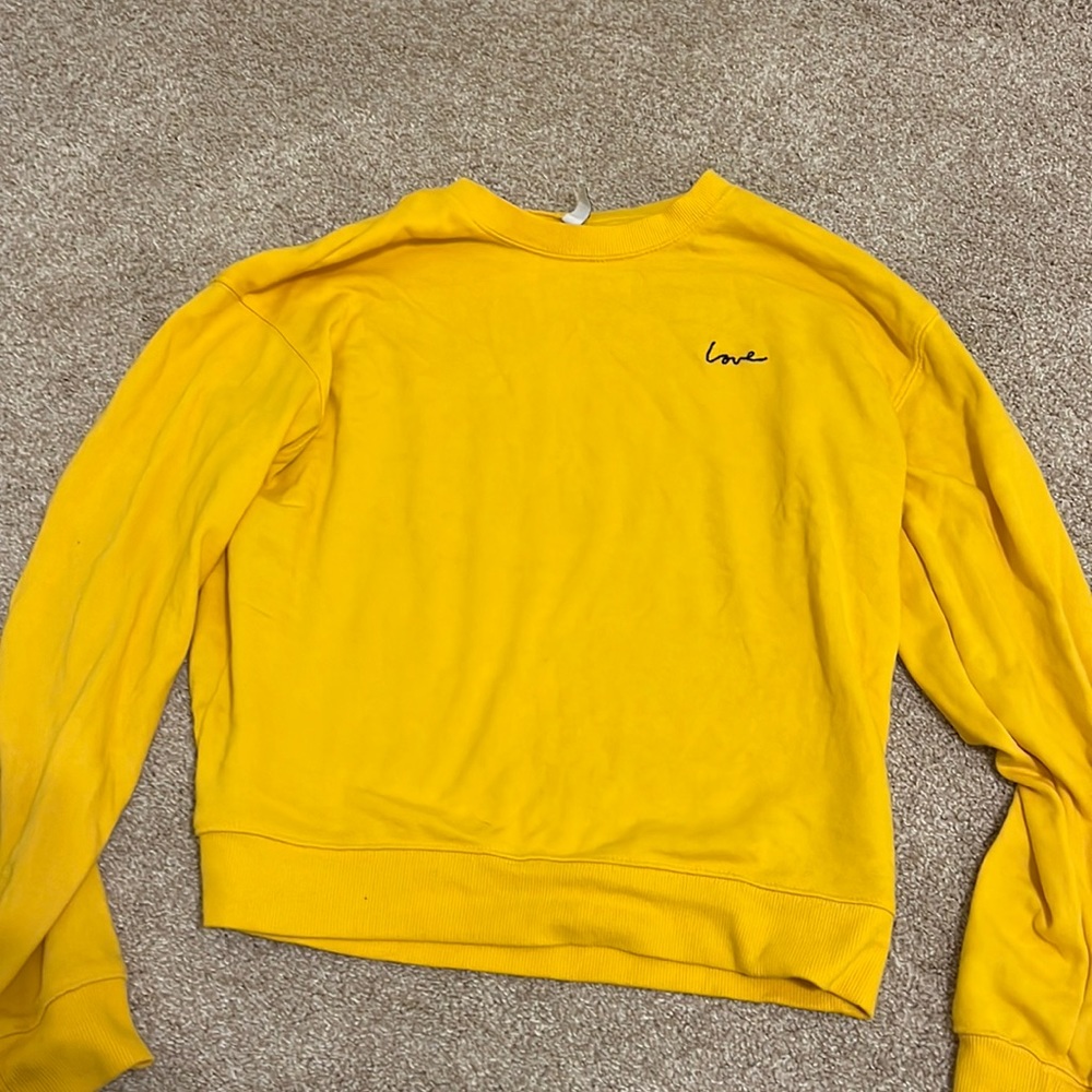 H&M crewneck sweater